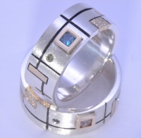 Art of Gold Rings